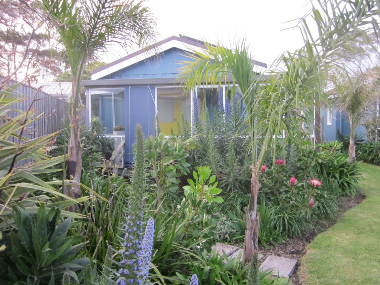 Lakes Entrance Waterfront Cottages With King Beds Kültér fotó